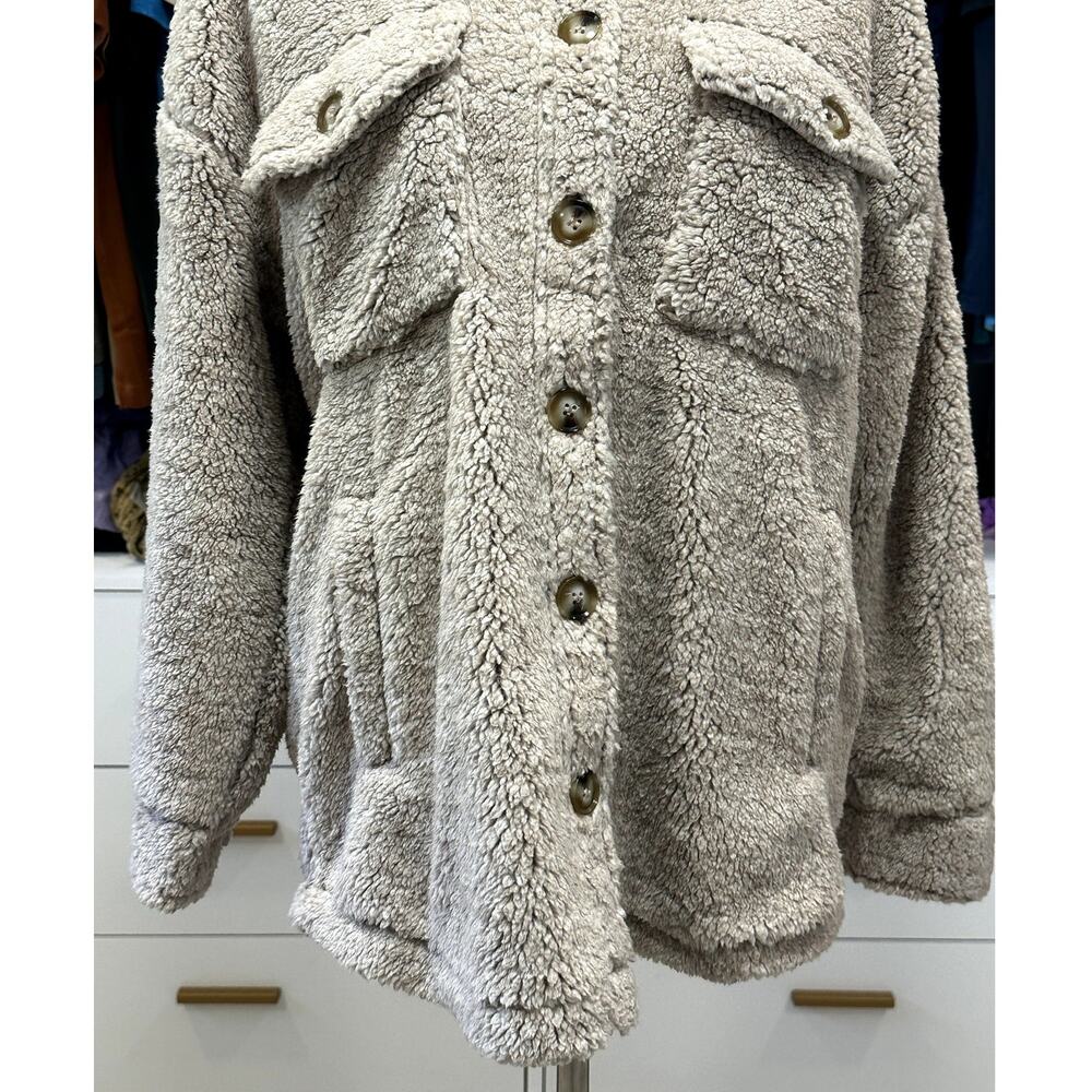 Thread & Supply Women's Tan Flagstaff Sherpa Over Sized Shirt Jacket S NWOT - Picture 4 of 9